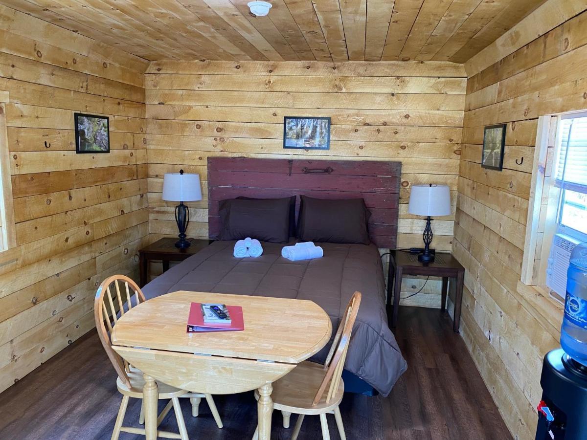 Canal Cabins Paw Paw Ngoại thất bức ảnh