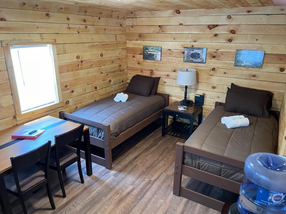 Canal Cabins Paw Paw Ngoại thất bức ảnh